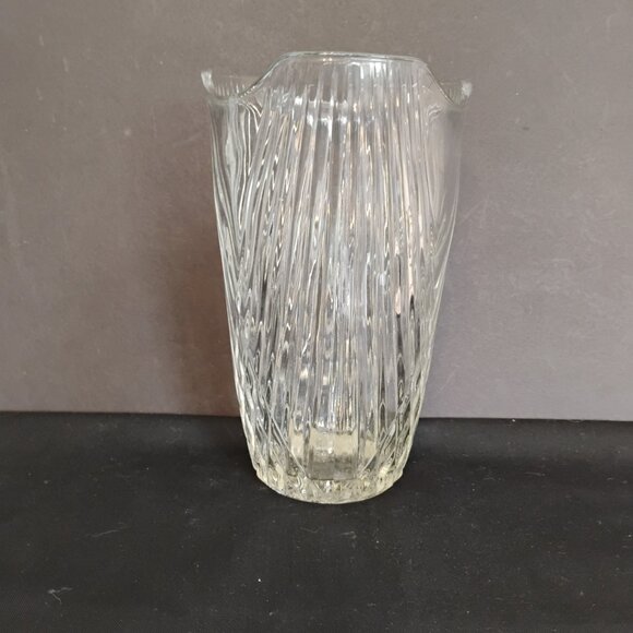 EO Brody Vintage Crosshatch Vase - Picture 4 of 4